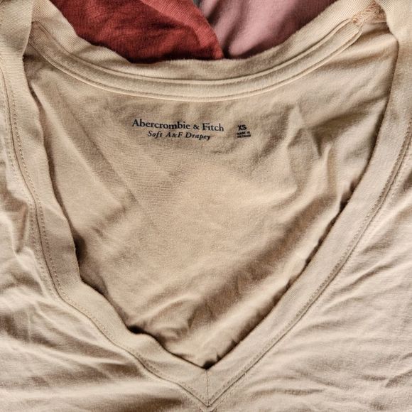 Abercrombie & Fitch t-shirt - Picture 4 of 7